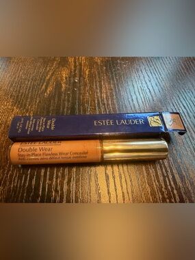 NEW!! Estee Lauder Double Wear Stay-in-Place Flawless Wear Concealer - Deep 5C